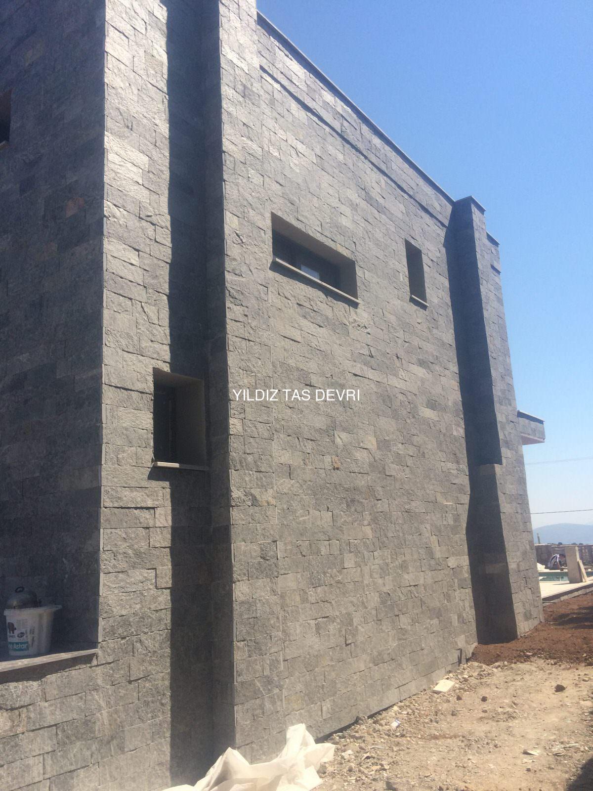 Ebatlı Kayrak Taşları 11